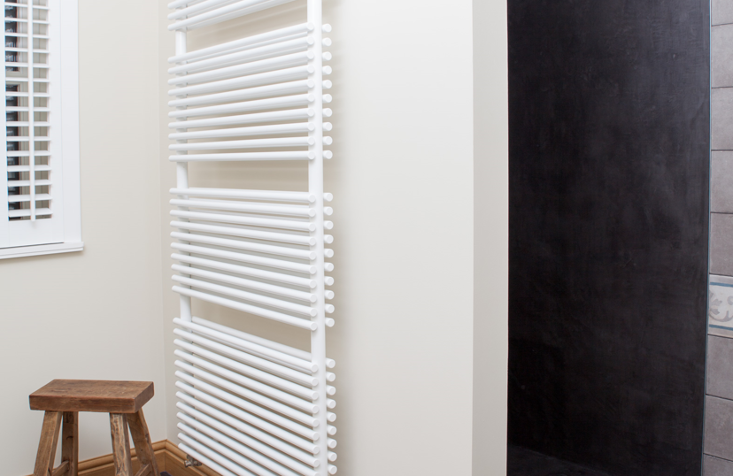 Donkere inloopdouche